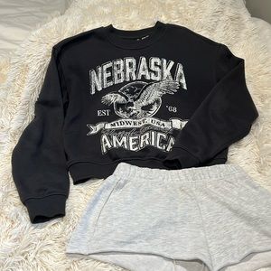 SZ SMALL NEBRASKA CREWNECK